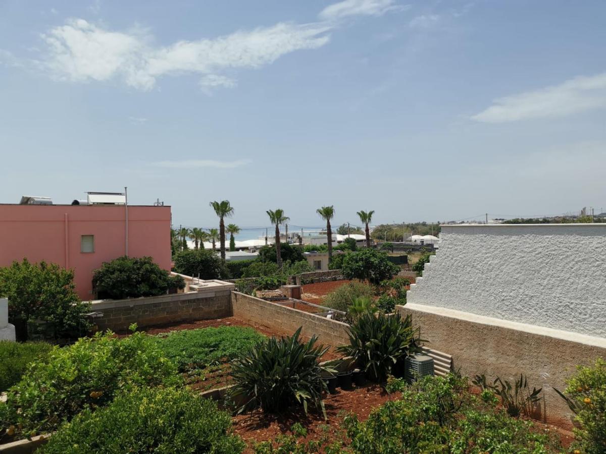 Casa Tramonto Vista Mare Appartement Marina Di Pescoluse Buitenkant foto